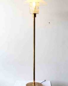 Floor Lamps With Acrylic Hat