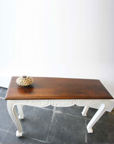 Vh Console Table